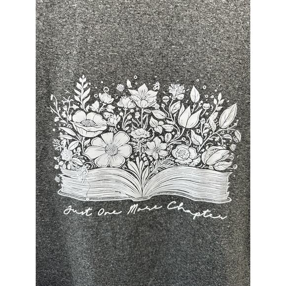 Gray Floral Book Graphic Tee Just One More Chapter | Size Large - Picture 4 of 6